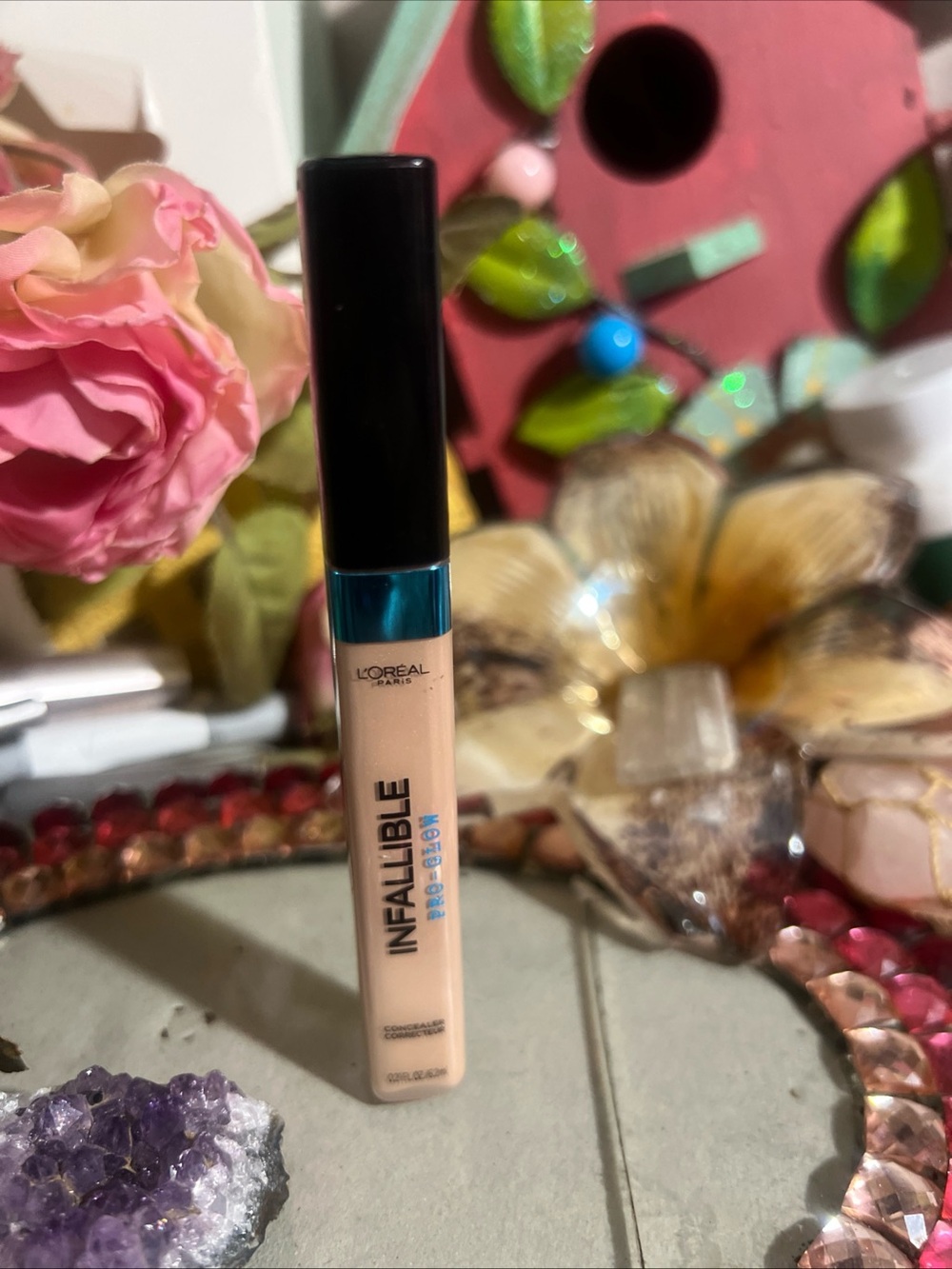 loreal paris infallible pro-glow concealer 0.21oz 01 classic ivory SEALED HTF
